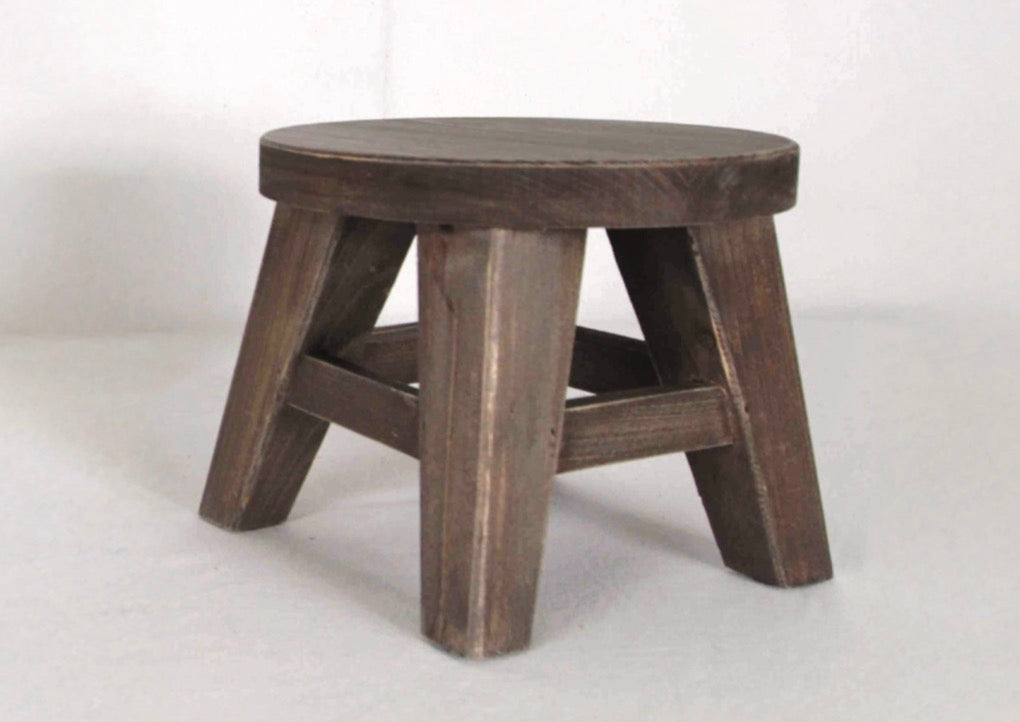 Wooden Riser Stand